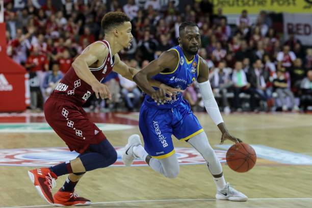 在对阵曼彻 在对阵曼彻