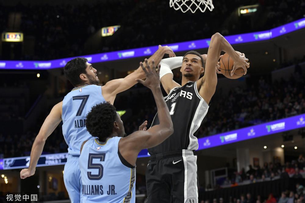 的悬念和精 的悬念和精