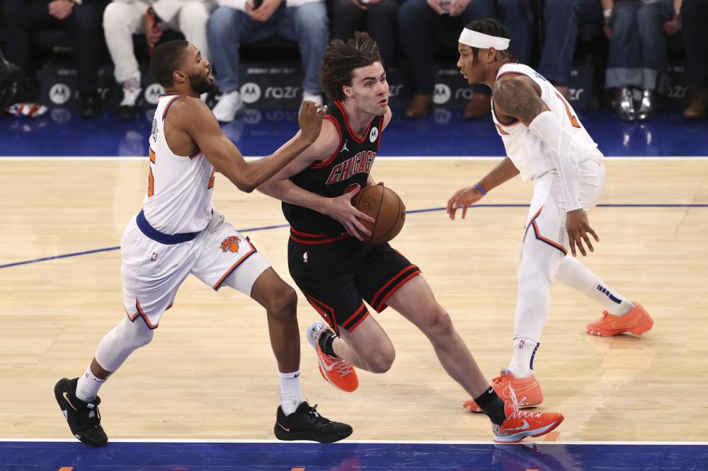 她不仅多次 她不仅多次