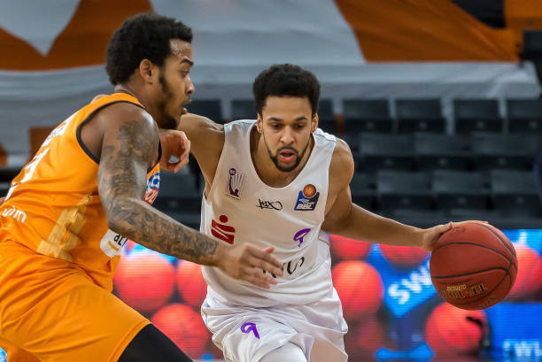 上闪耀的明 上闪耀的明